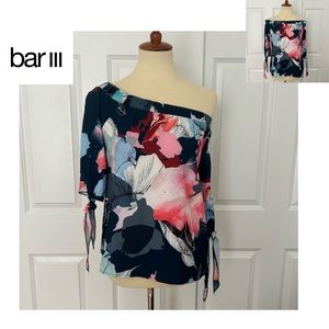 Bar lll Navy Floral Print Off the Shoulder Blouse 🆕
